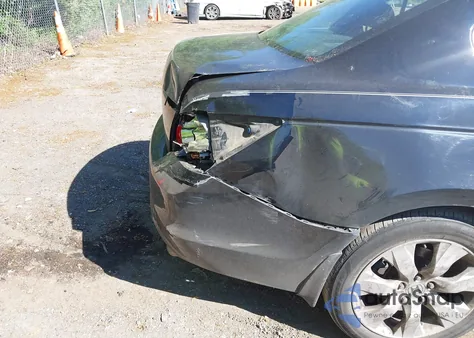 2008 Honda Accord 2.4 Ex-L from USA, damaged, VIN 1HGCP26828A126580